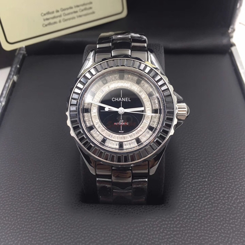 シャネル時計正面デザイン